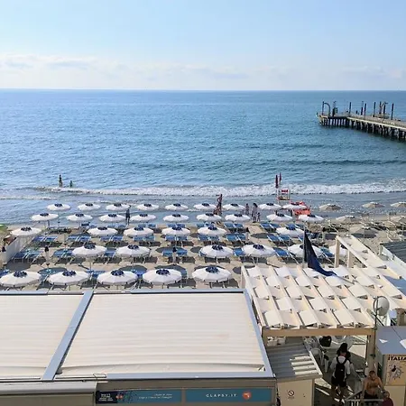 Appartamenti Sul Mare Alassio Exterior foto